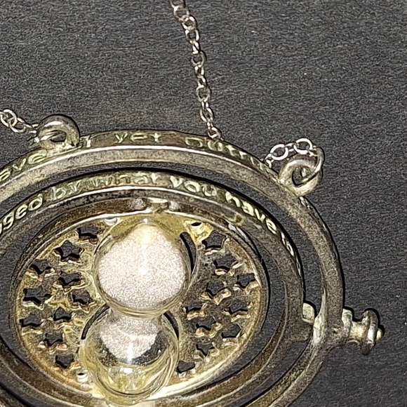 (9) Piece Rebel Jewelry Lot - Picture 11 of 12